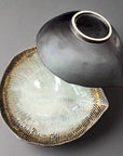 Kakunaka Akane Leaf-Shaped Bowl
