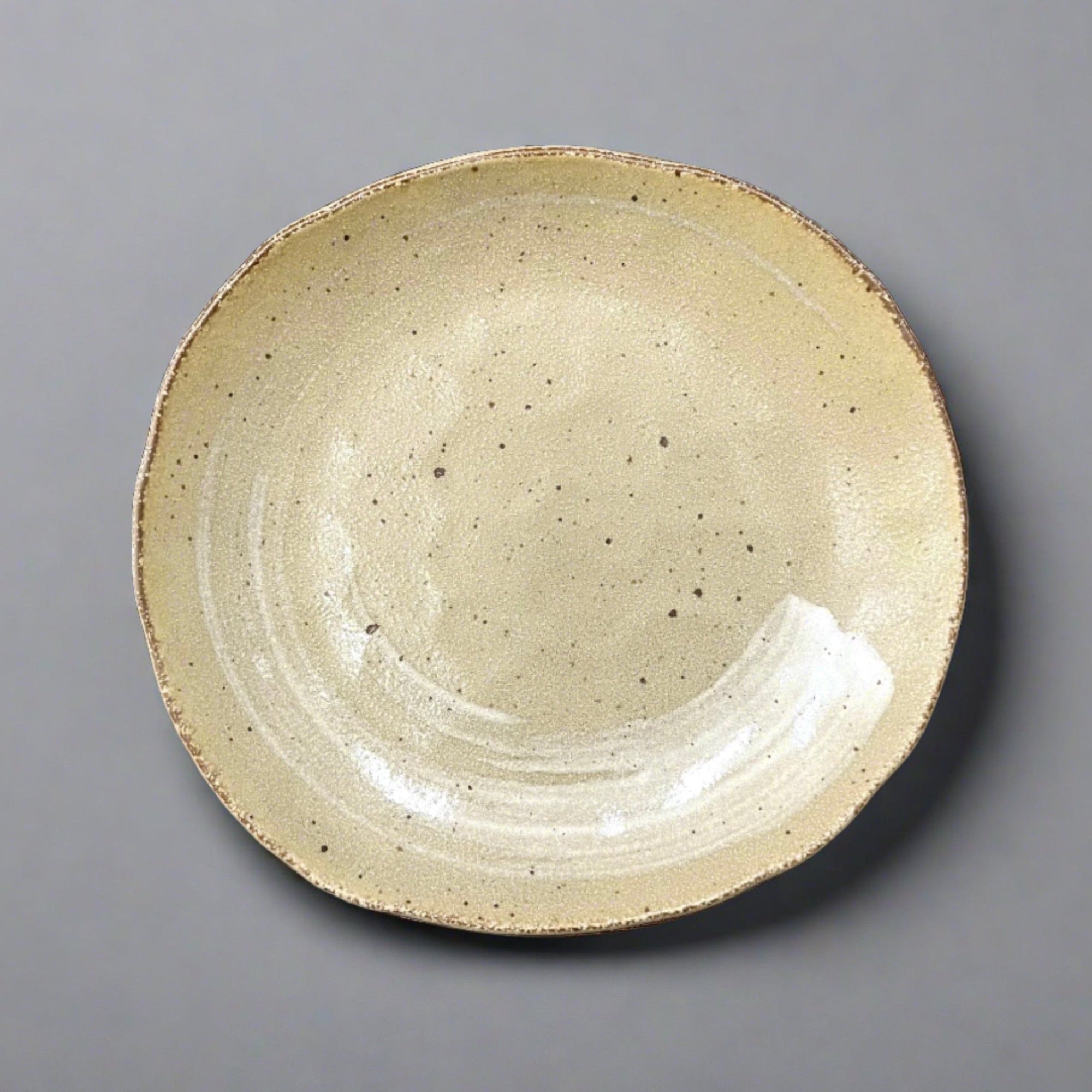 Kakunaka White Brushstroke Oval Plate
