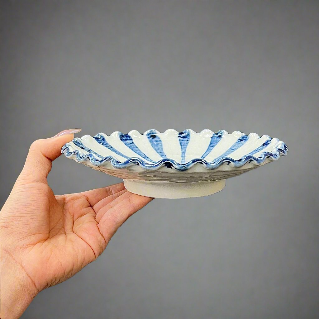 Ichiyama Blue Striped Wavy-edged Plate