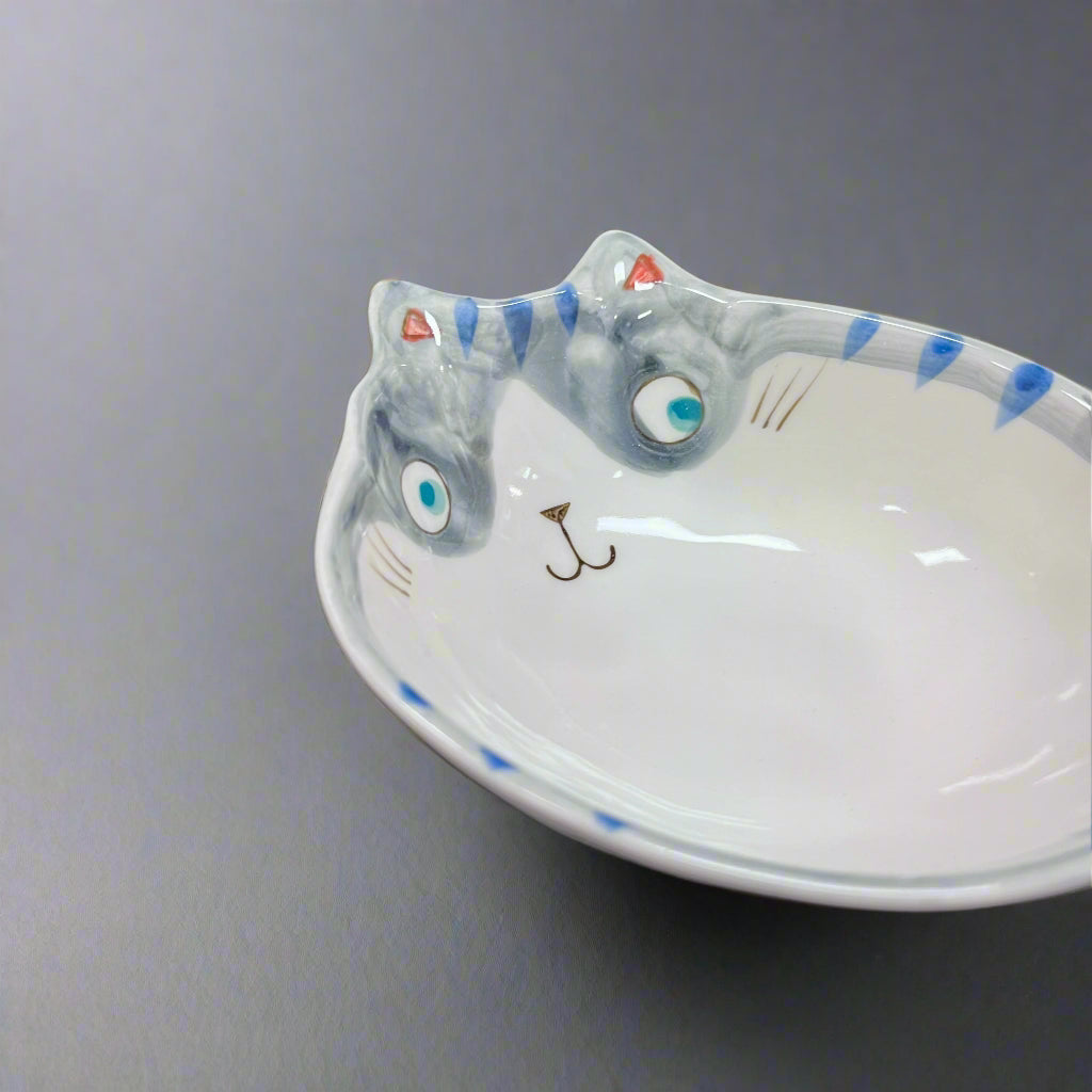 Fukui Craft Smiling Cat-Shaped Bowl