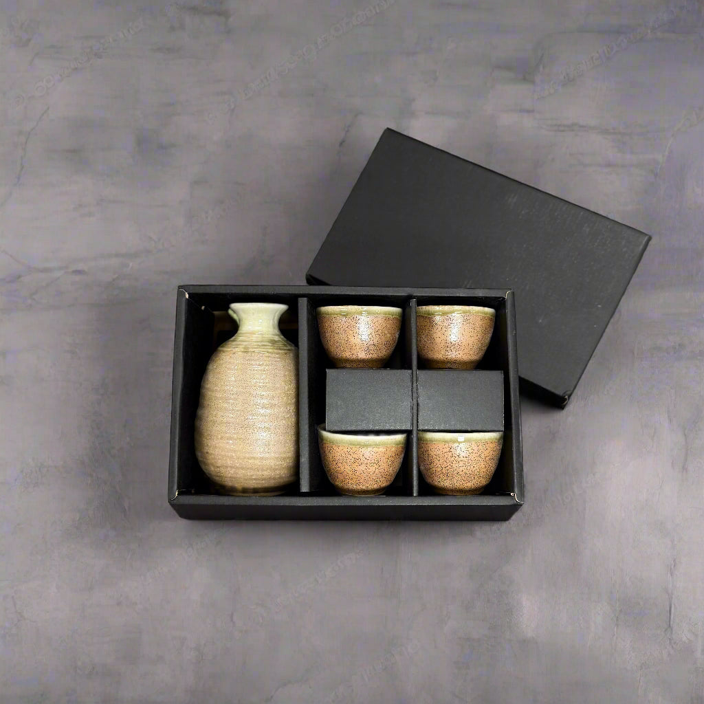 Mino-ware Moss Clay Sake Set