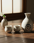 Mino-ware Octopus Vine Pattern Sake Set