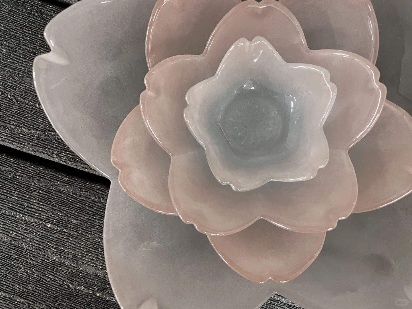 Hirota Sakura Shape Glass Plate (4pcs set)