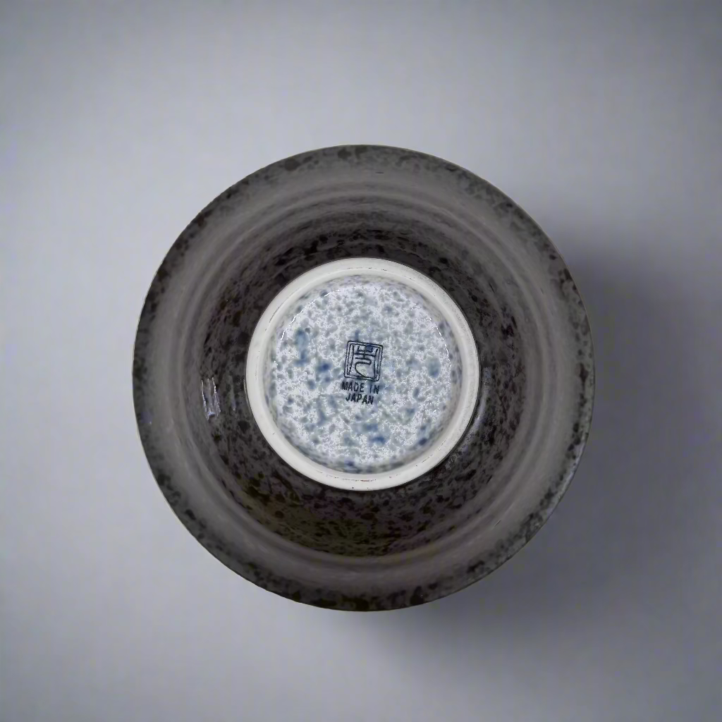 Kakuni Wave Pattern Flat Bowl