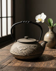IKENAGA Nambu Cast Iron Teapot Pine & Crane 550ml