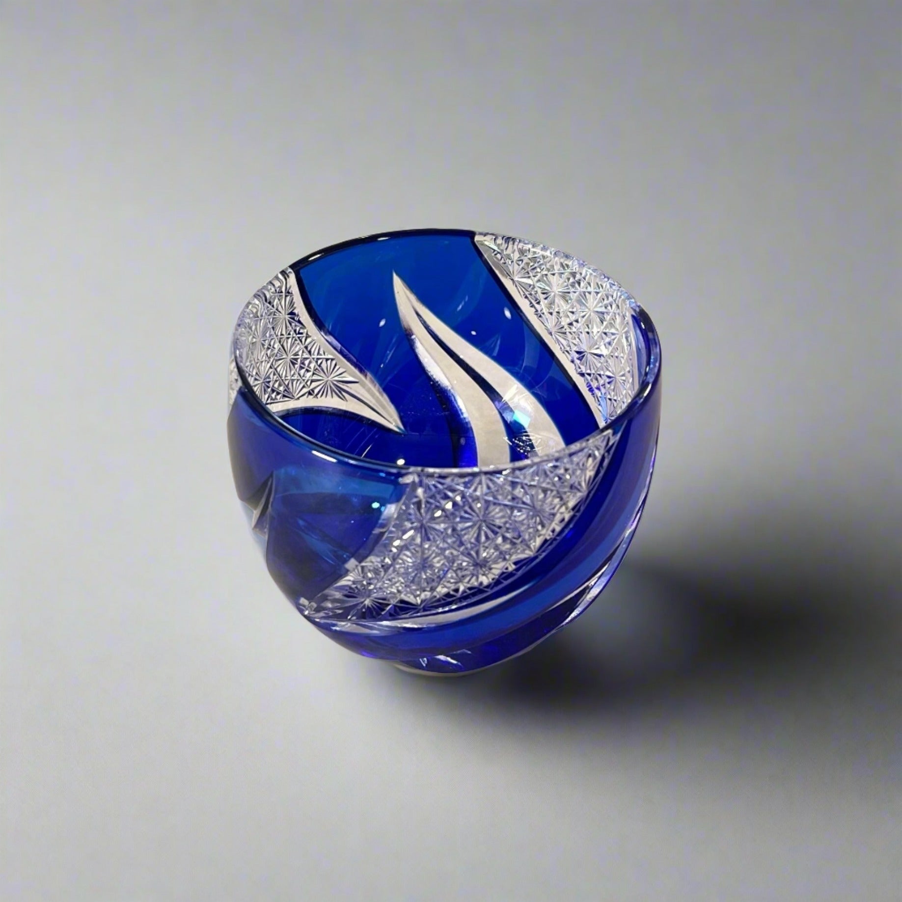 Haku Edo Kiriko Crystal Sake Glass - Homura 焔 (Blue)