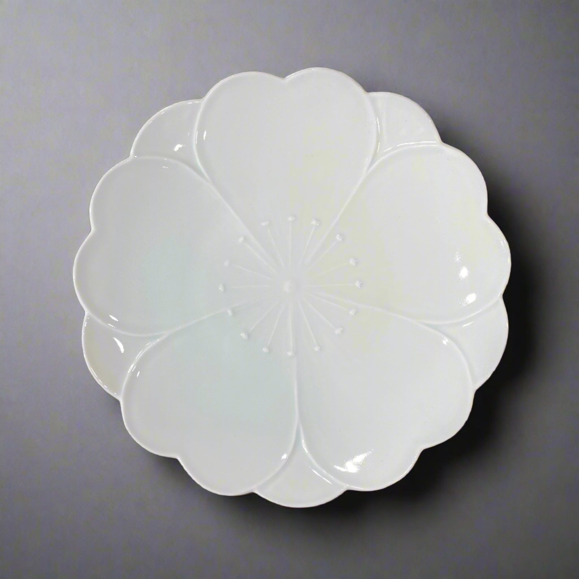 Arita ware Sakura-shape Plate - Very Light Green