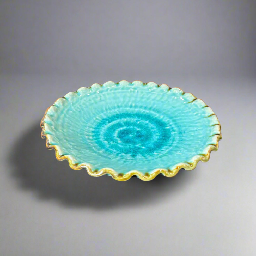 Ichiyama Blue Cracked Glaze Waving Edge Plate