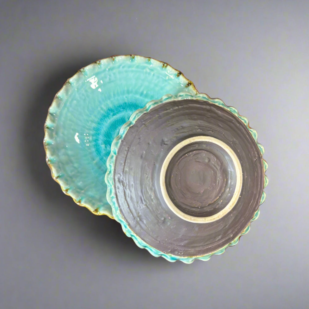 Ichiyama Blue Cracked Glaze Waving Edge Plate