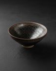 Yohen Yuteki Tenmoku Flat Sake Cup by Koji Kamada - 燿変油滴