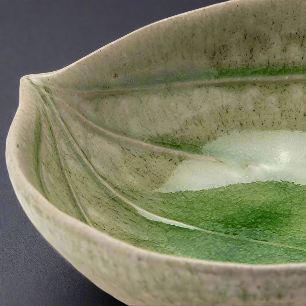 Hechimon Lotus Leaf Bowl 15cm