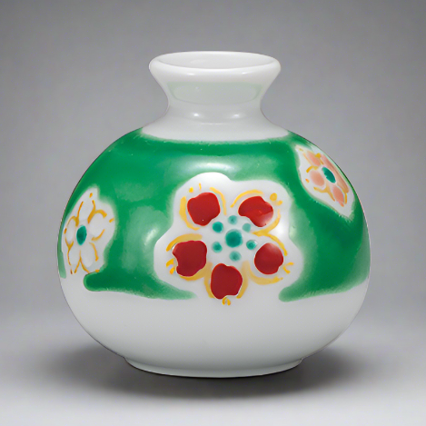 Kutani Ware Small Vase - Green – Kakumei
