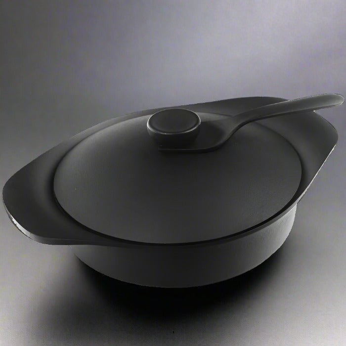 Yanagi Sori Nambu Tekki Cast Iron Shallow Casserole