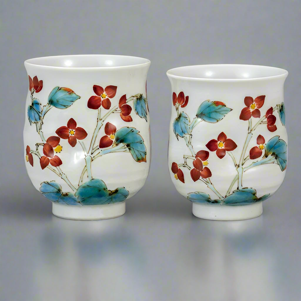 Kutani-ware Begonia Tea Cup Pair