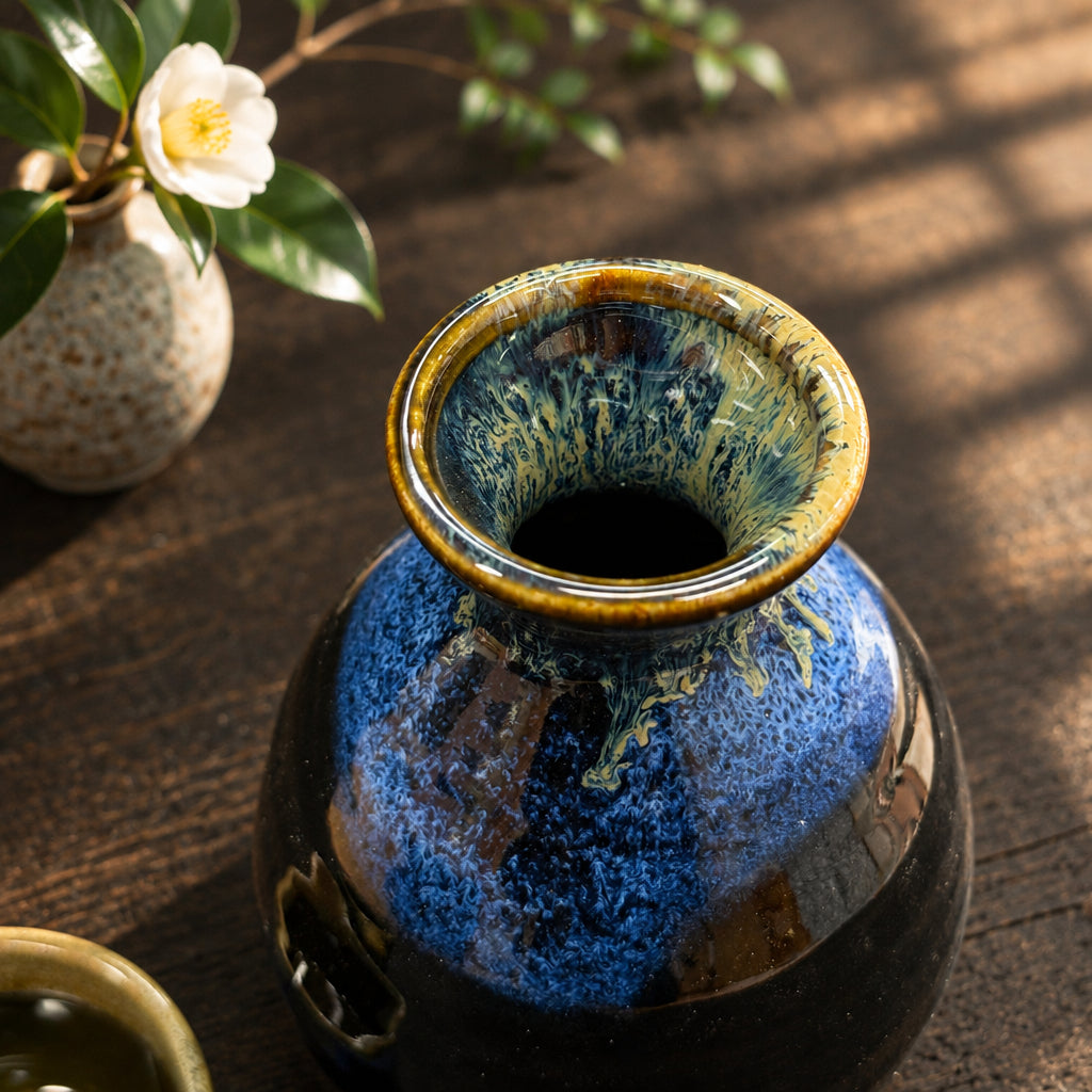 Kurogama Sake Set