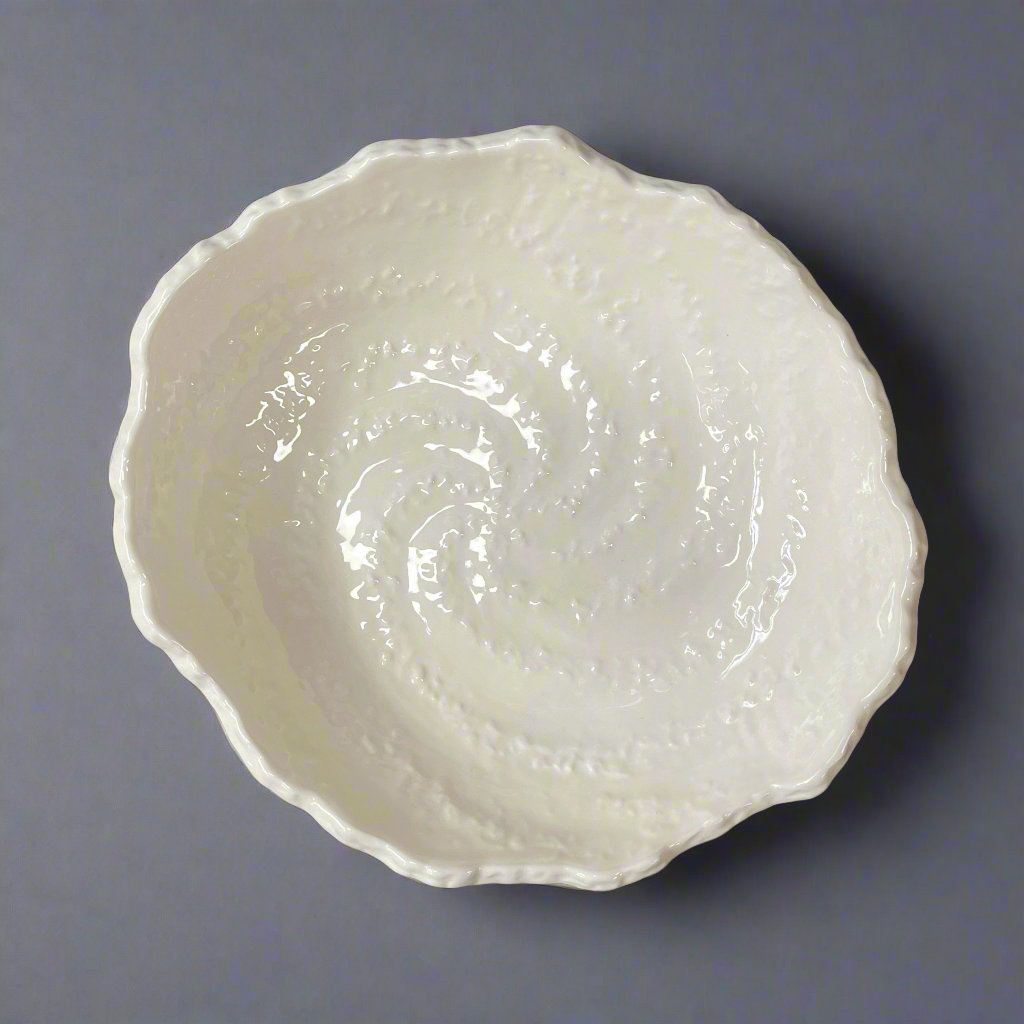 Banko-yaki White Oval Textured Plate