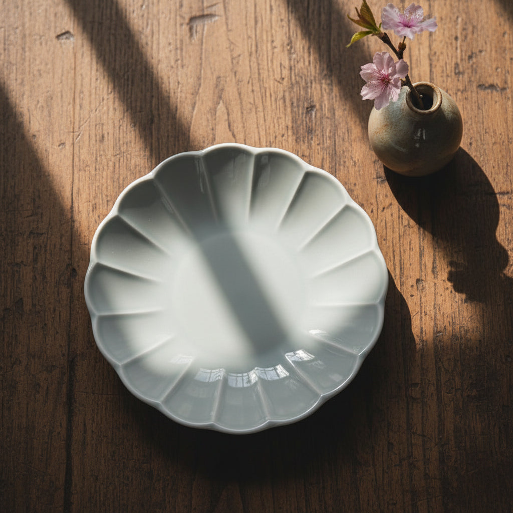 Mino Ware Grey Glaze Floral-shaped Deep Plate - Two Sizes