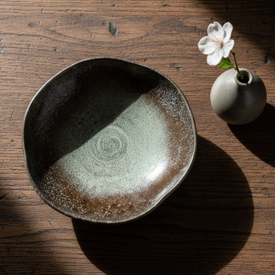 Kuro Yuteki Irregular Edge Large Plate