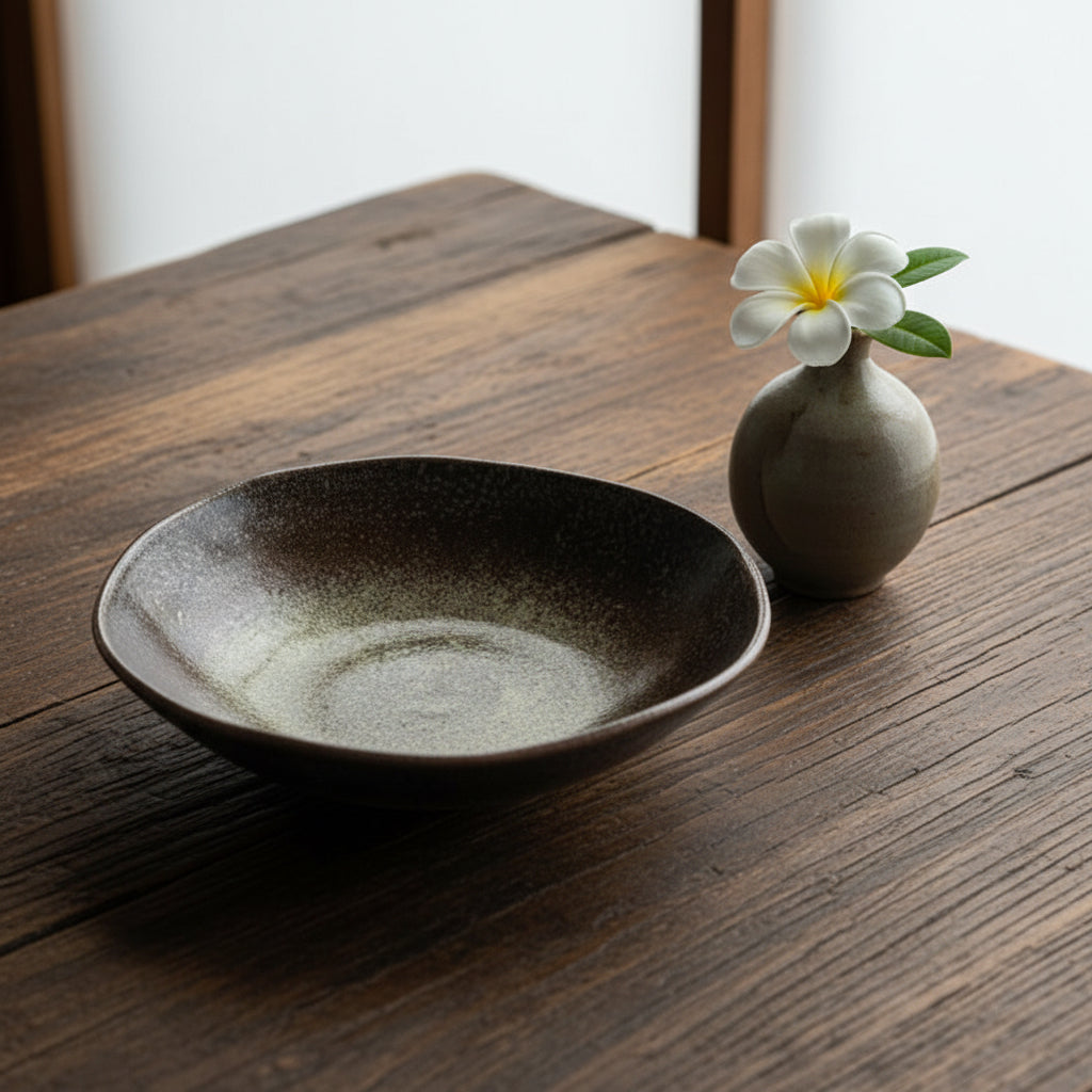 Kuro Yuteki Irregular Edge Large Plate