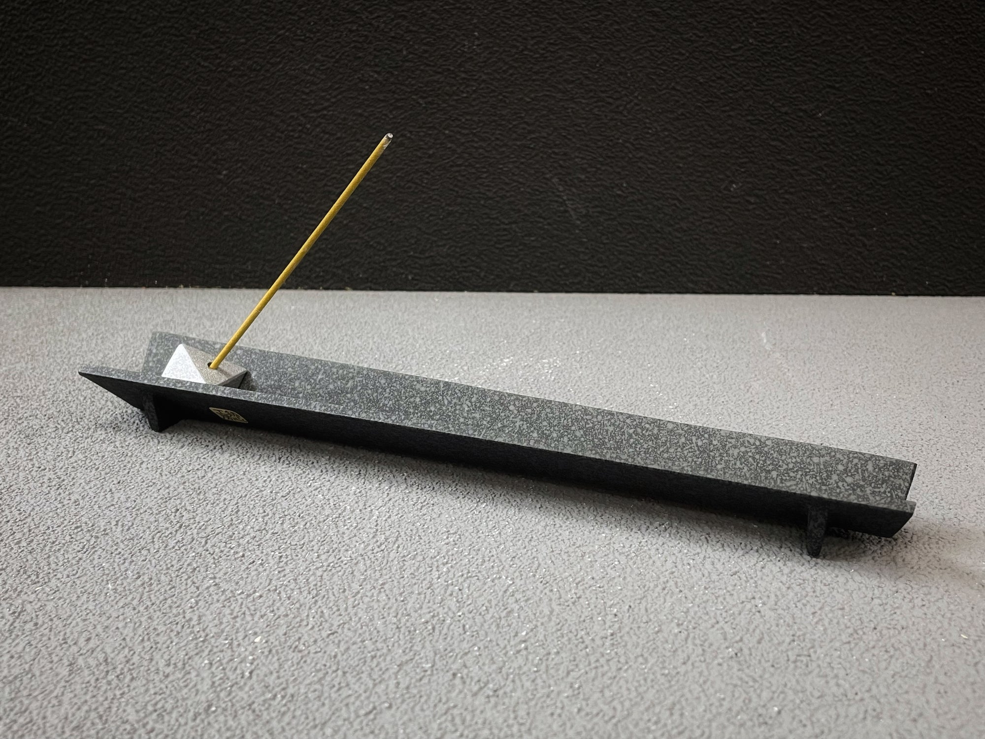 Nippon Kodo Cast Iron Incense Holder - Orikata