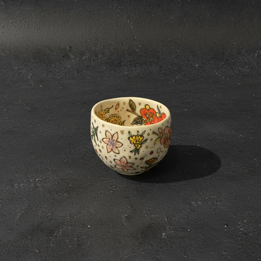 Bloom &amp; Gold Sake Cup by Yoshiko Naragino 楢木野淑子