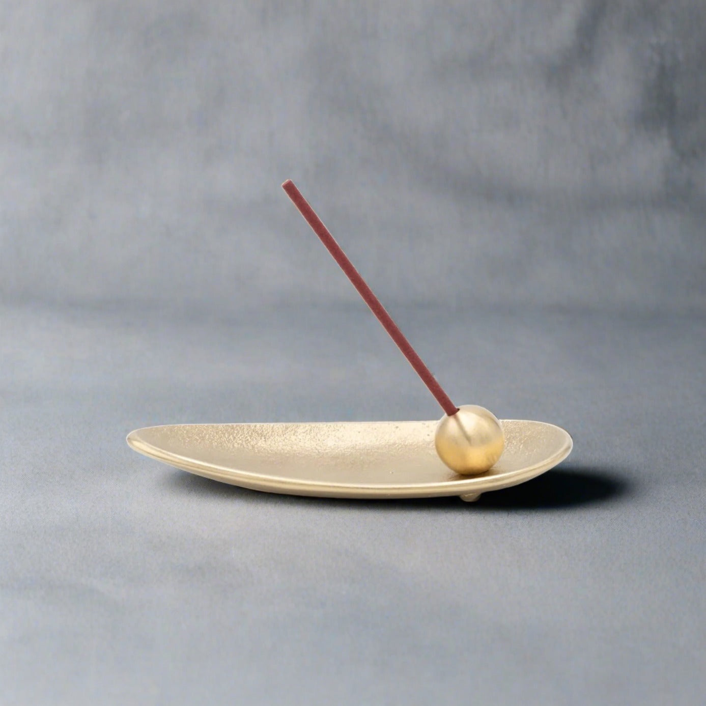 Nousaku Incense Stand Set - Bamboo Leaf (Brass)